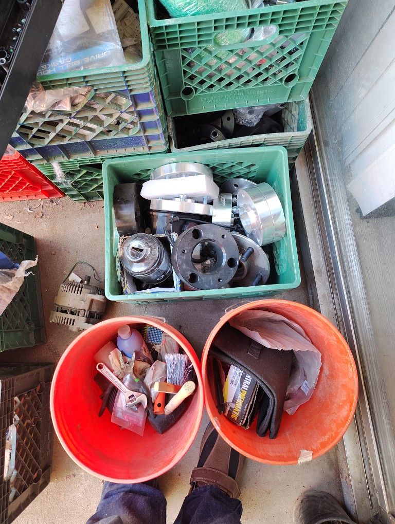 **CAR PARTS BUNDLE*** NEW