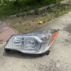 2014 Subaru Forester Driver Headlight