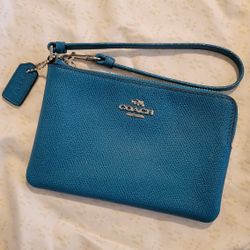 Blue Coach Wristlet Coinpurse