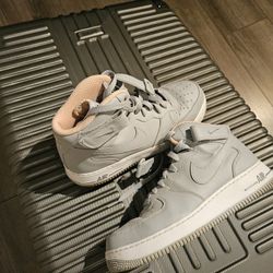 Nike Air Force Mid 9.5 (Silver/Salmon)