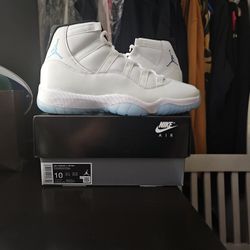 Air Jordan 11
