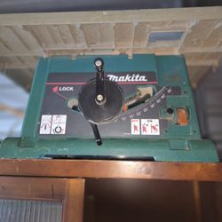 Makita Table Saw