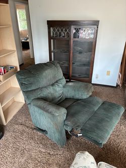 Green and beige lounge chairs