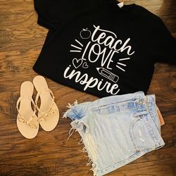 Teacher Shirts 🎀 Custom Made 🌼