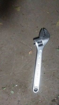 18 inch crescent wrench