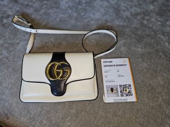 Authentic Gucci Small Arli Crossbody Bag with COA!!!!!!