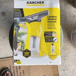 Marcher Cordless Window Vacuum