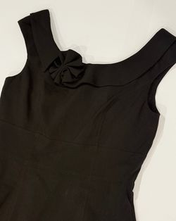 Calvin Klein Black Sleeveless Sheath Dress with Floral Detail - Size6