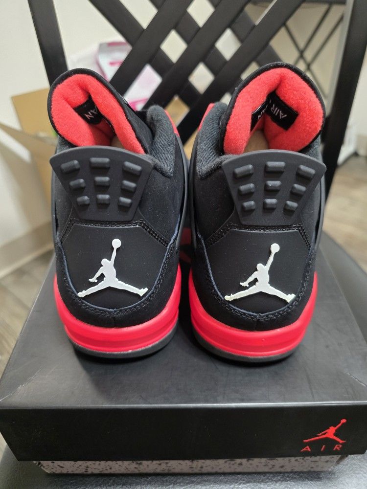 AIR JORDAN RETRO 4 RED THUNDER SZ 7 MENS