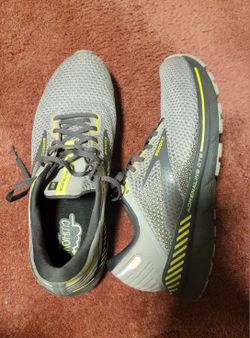 Brooks Adrenaline GTS 22