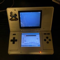 Nintendo DS Handheld Console – Cracked Screen