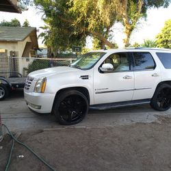 07 Cadillac Escalade 