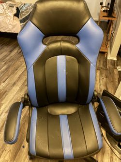Black and Blue Racing Style Gaming Chair