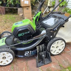 GreenWorks Pro  21" Lawnmower - 2 Batteries & Charger