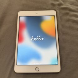 iPad Mini 4