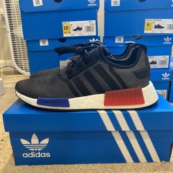 NMD R1 Core Black/Semi Lucid Blue/Glory Red (US9)