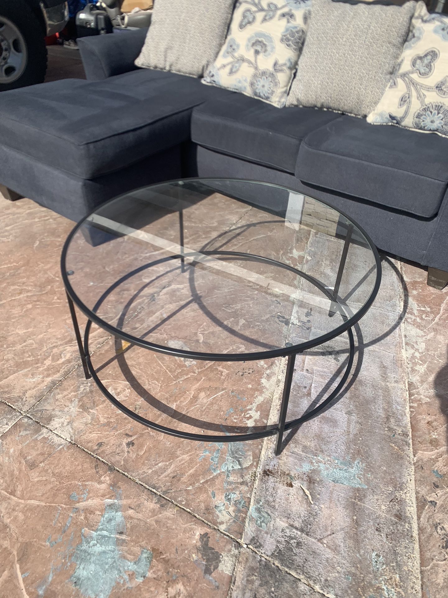 Sectional Sofa With Round Glass Tea Table