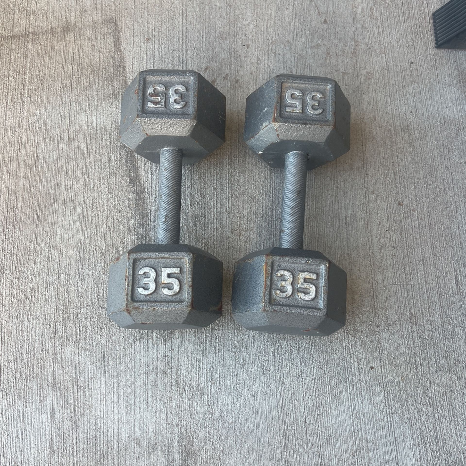 35 Lbs Dumbbells