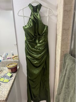 Elegant Olive Green Satin Maxi Dress 💚
