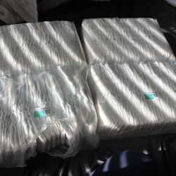 Pampers swaddlers 130 count