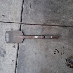 chipping hammer  shovel