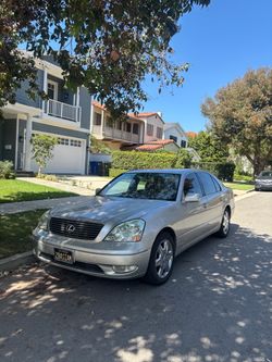 Lexus LS430