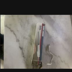 Electric Knife $5