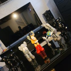 Kaws Figures
