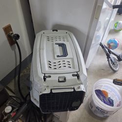 Dog/Cat Crate