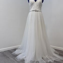 Brand New Romantic Open Back V-Neck Beading Belt Wedding Dress