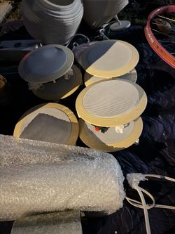Round In-Ceiling Speakers Set