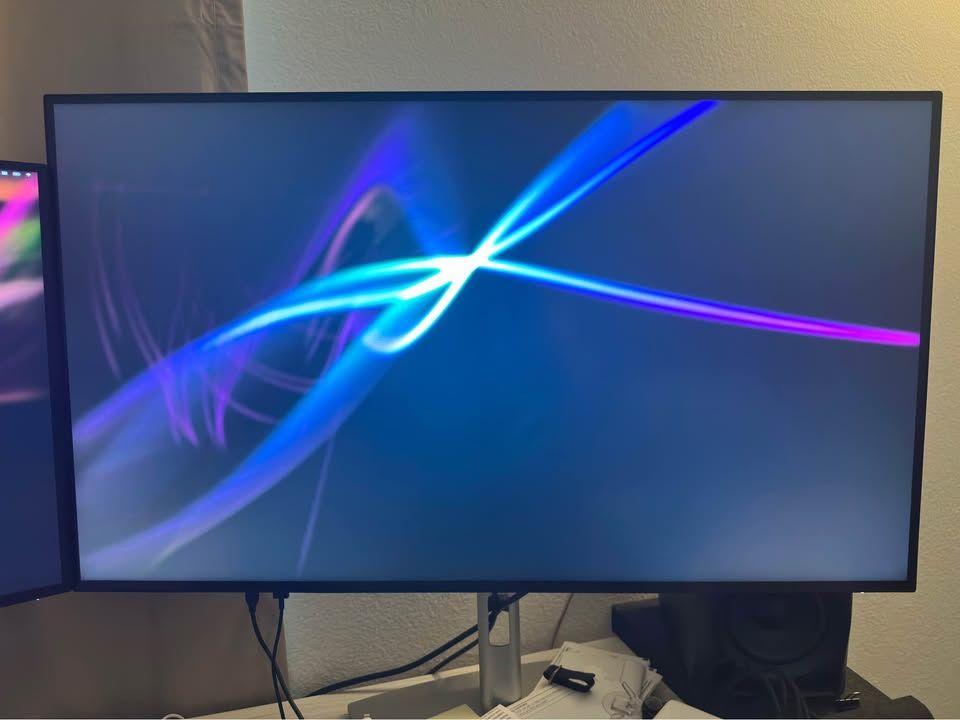 Dell UltraSharp 32” - 4K Display USB-C Hub Monitor