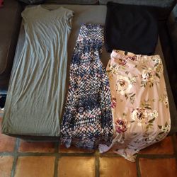 Women's Clothes - Medium/Small