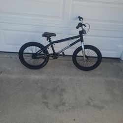 18in FitBikeCo