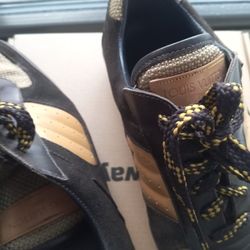 Ladies size 7 Louis Vuitton Brown leather and mesh