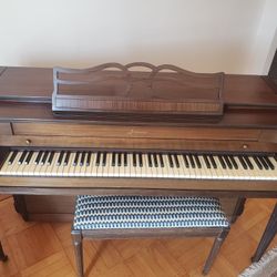 PIANO -  Vintage (c.1949) Baldwin Acrosonic Spinet Piano