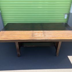 Dining Table & 4 Chairs