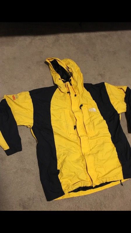 Men’s North Face Jacket - Size XL