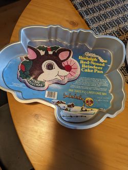 Vintage Rudolph Wilton Cake Pan