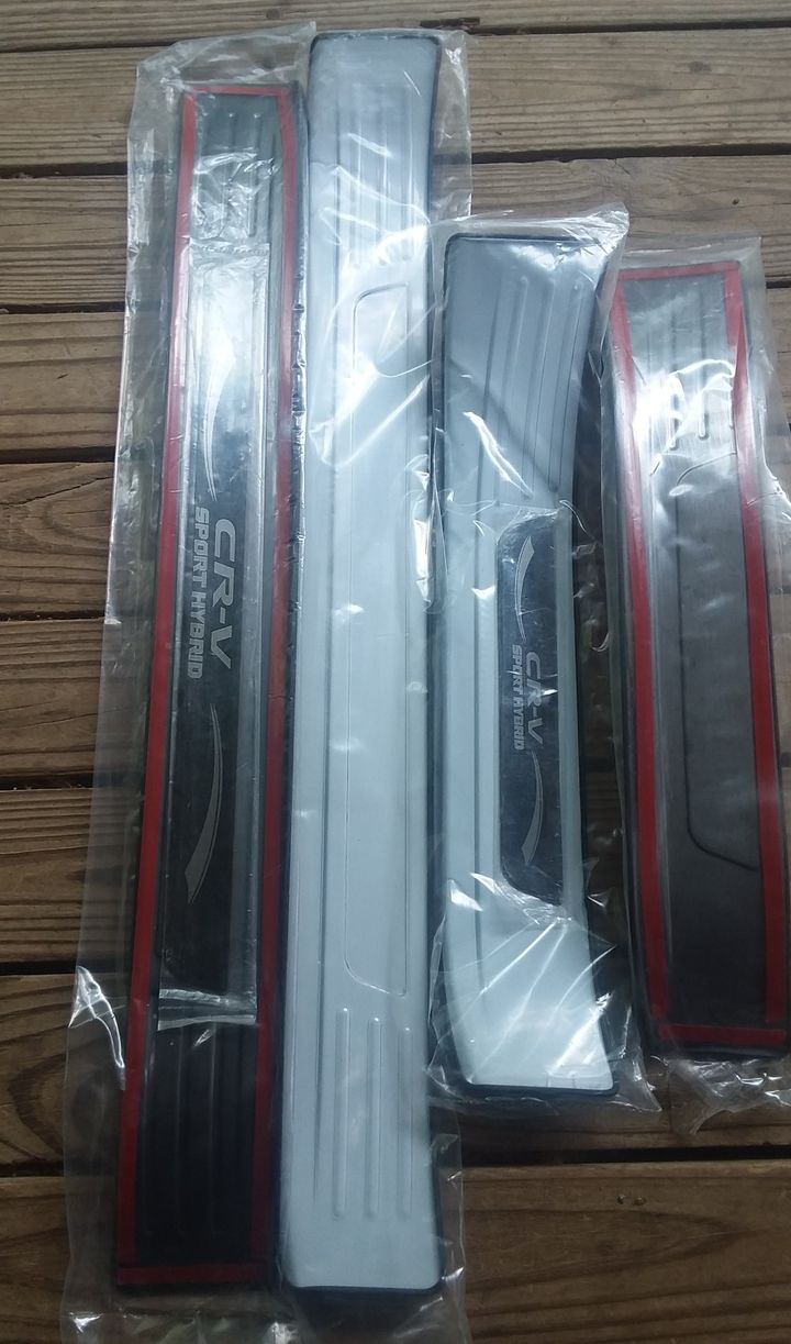 Toryea outer 4 piece door entry guard sill plate black titanium for CRV 2017 2018 2019