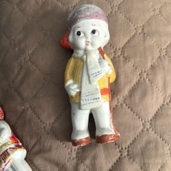 2 vintage bisque figurines made in Japan 
