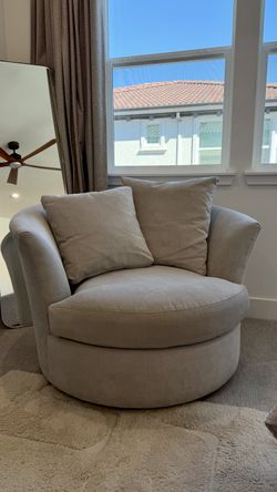 Swivel chair