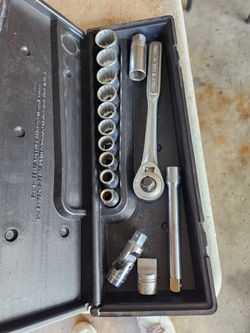Craftsman  1/2   Socket set