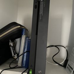 Xbox One w/ Games