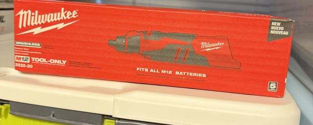 Milwaukee m12 brushless rotary tool