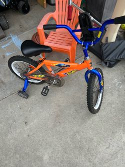 Hot wheels kids bike with training wheels