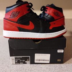 Mens Air Jordan 1 Mid Banned