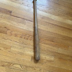 Roberto Clemente Louisville bat