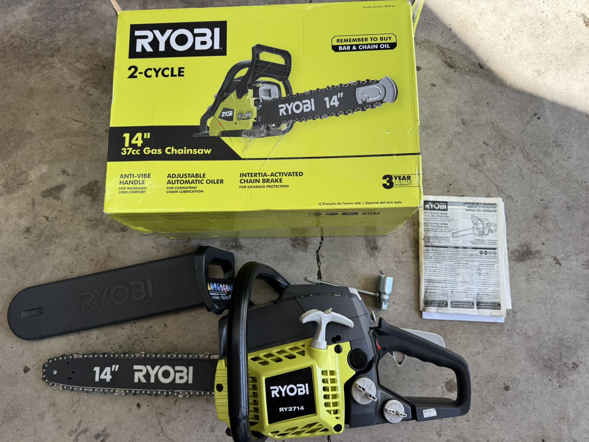 Ryobi 3714 Chainsaw 37cc Engine With 14” Cutting Bar Lightly Used. Must Pick Up