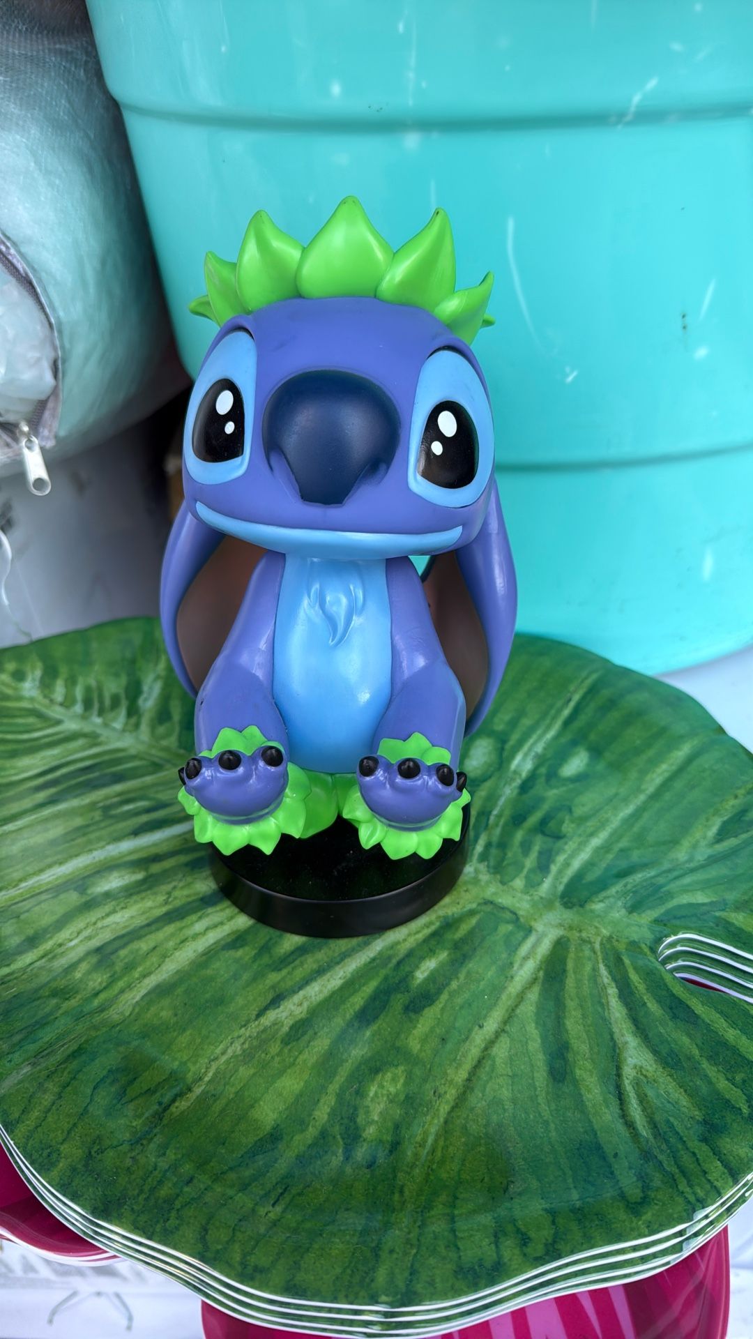 Stitch Phone Holder Control